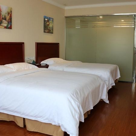 Greentree Inn Shandong Heze Mudan Road Bus Terminal Station Express Hotel Екстер'єр фото