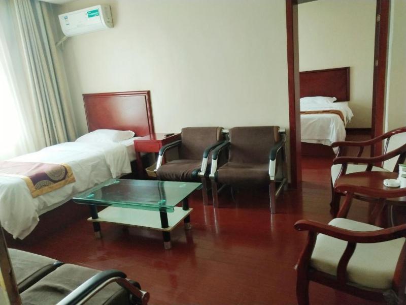 Greentree Inn Shandong Heze Mudan Road Bus Terminal Station Express Hotel Екстер'єр фото