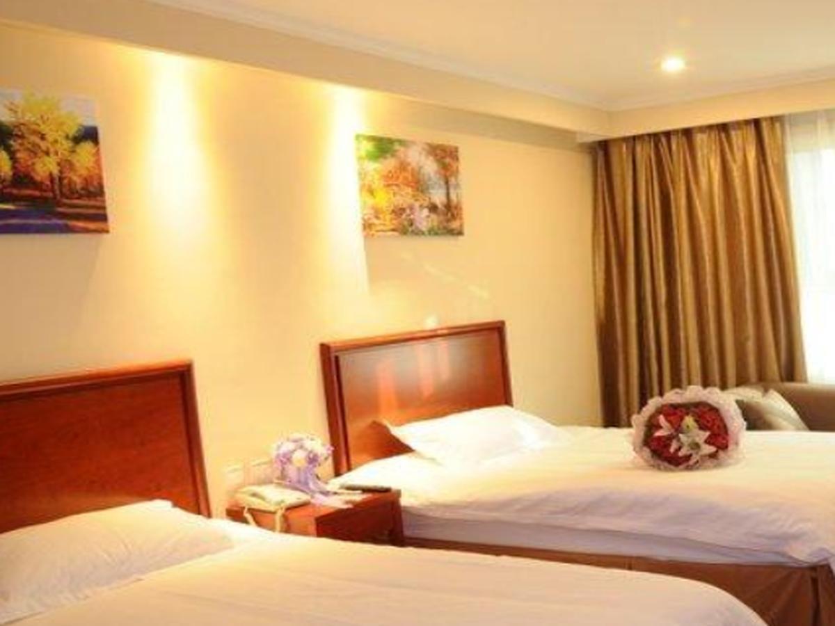 Greentree Inn Shandong Heze Mudan Road Bus Terminal Station Express Hotel Екстер'єр фото