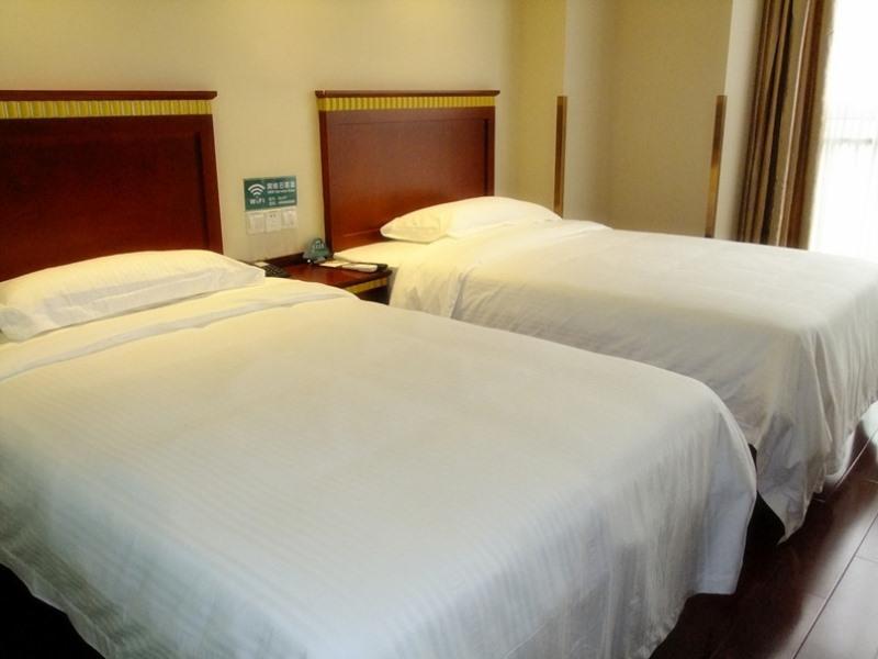 Greentree Inn Shandong Heze Mudan Road Bus Terminal Station Express Hotel Екстер'єр фото