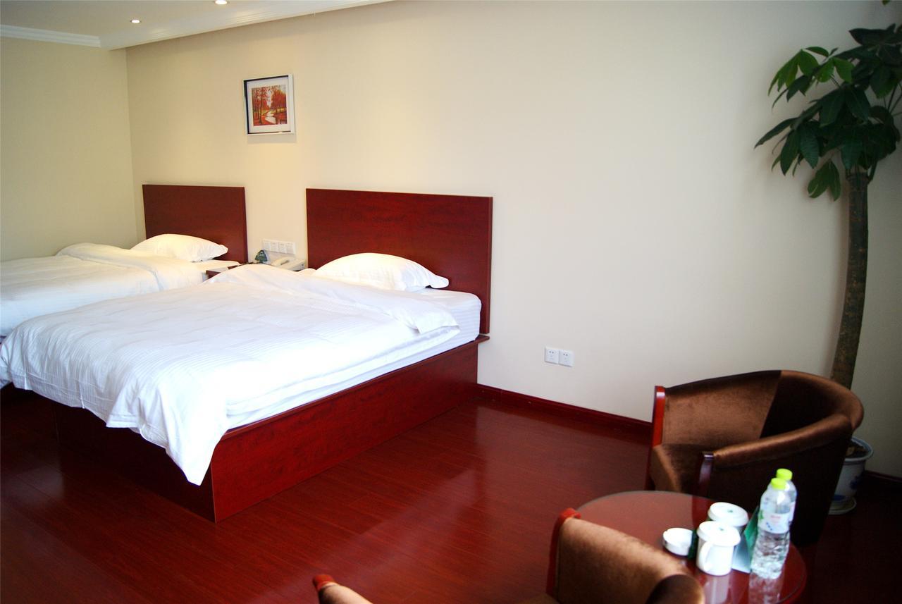 Greentree Inn Shandong Heze Mudan Road Bus Terminal Station Express Hotel Екстер'єр фото