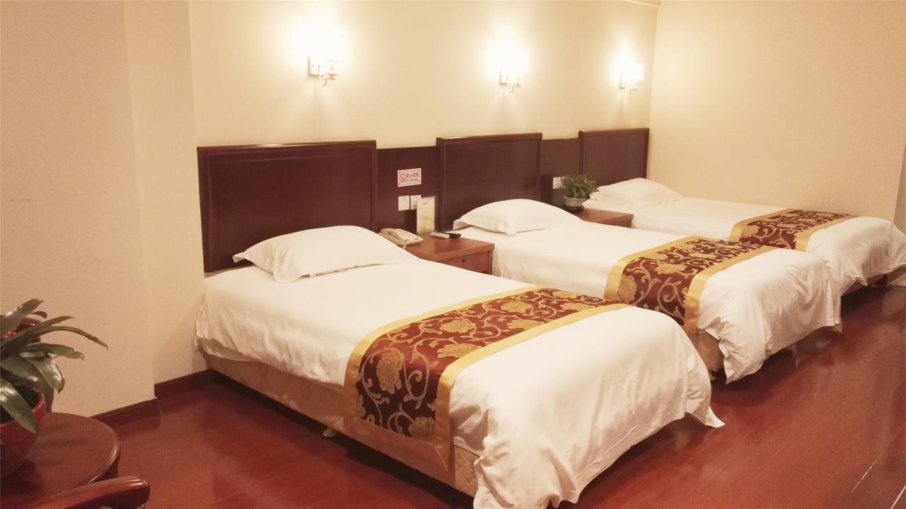 Greentree Inn Shandong Heze Mudan Road Bus Terminal Station Express Hotel Екстер'єр фото