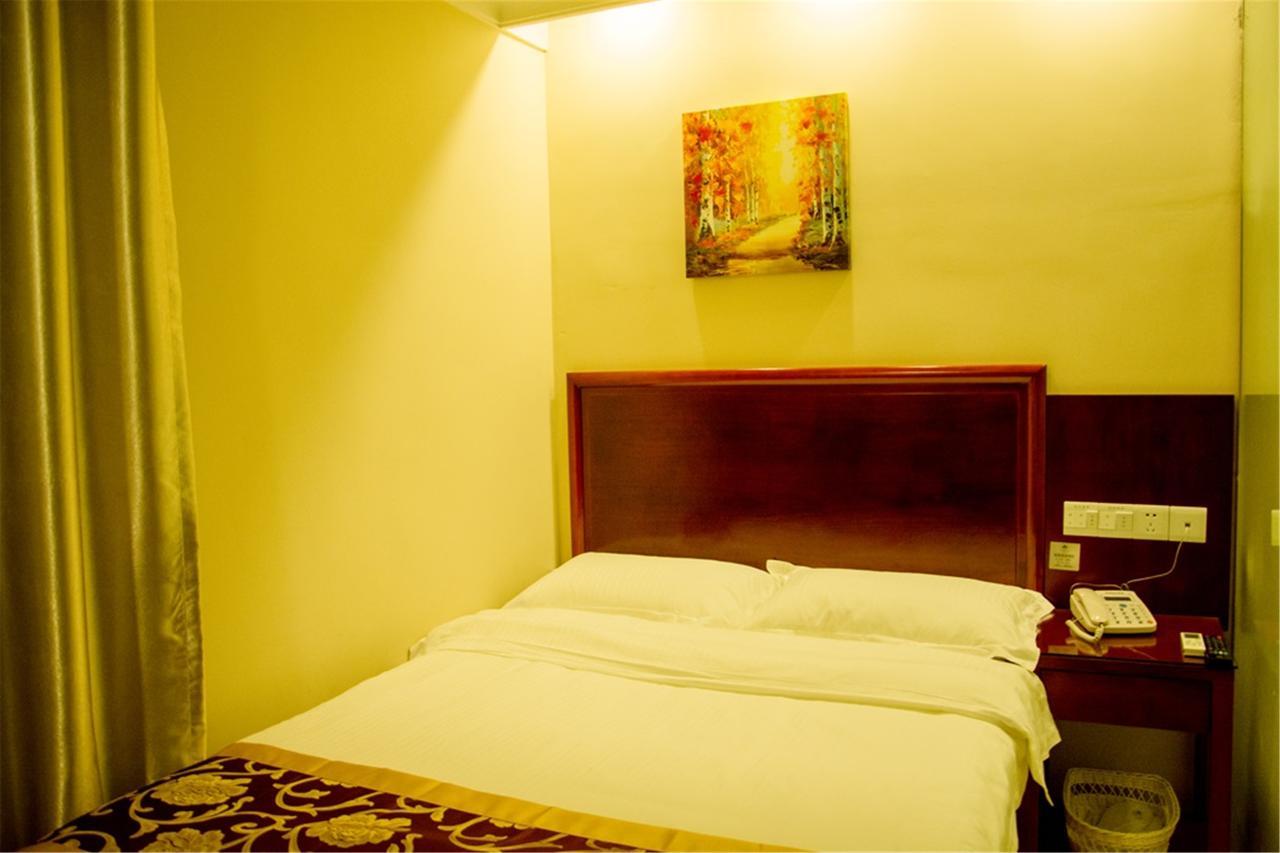 Greentree Inn Shandong Heze Mudan Road Bus Terminal Station Express Hotel Екстер'єр фото
